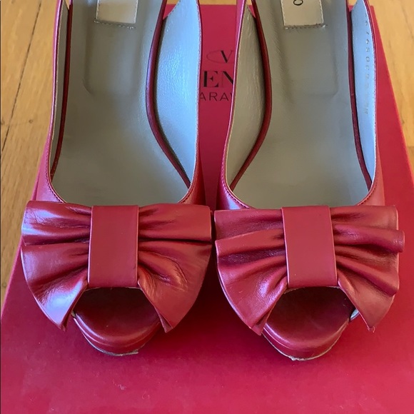 Heels - Picture 3 of 8